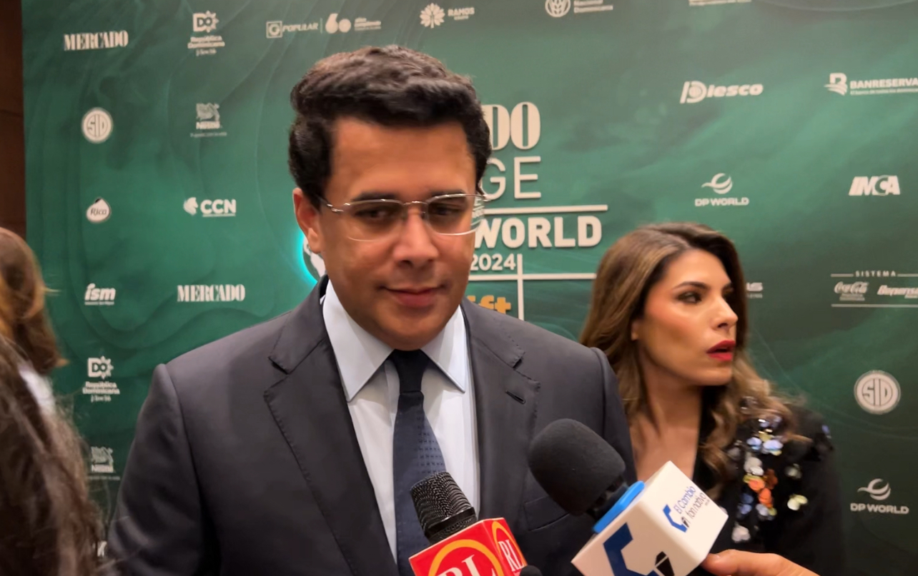 Ministro Collado afirma trabaja junto al sector privado hasta convertir a RD como destino líder de turismo sostenible de la región
