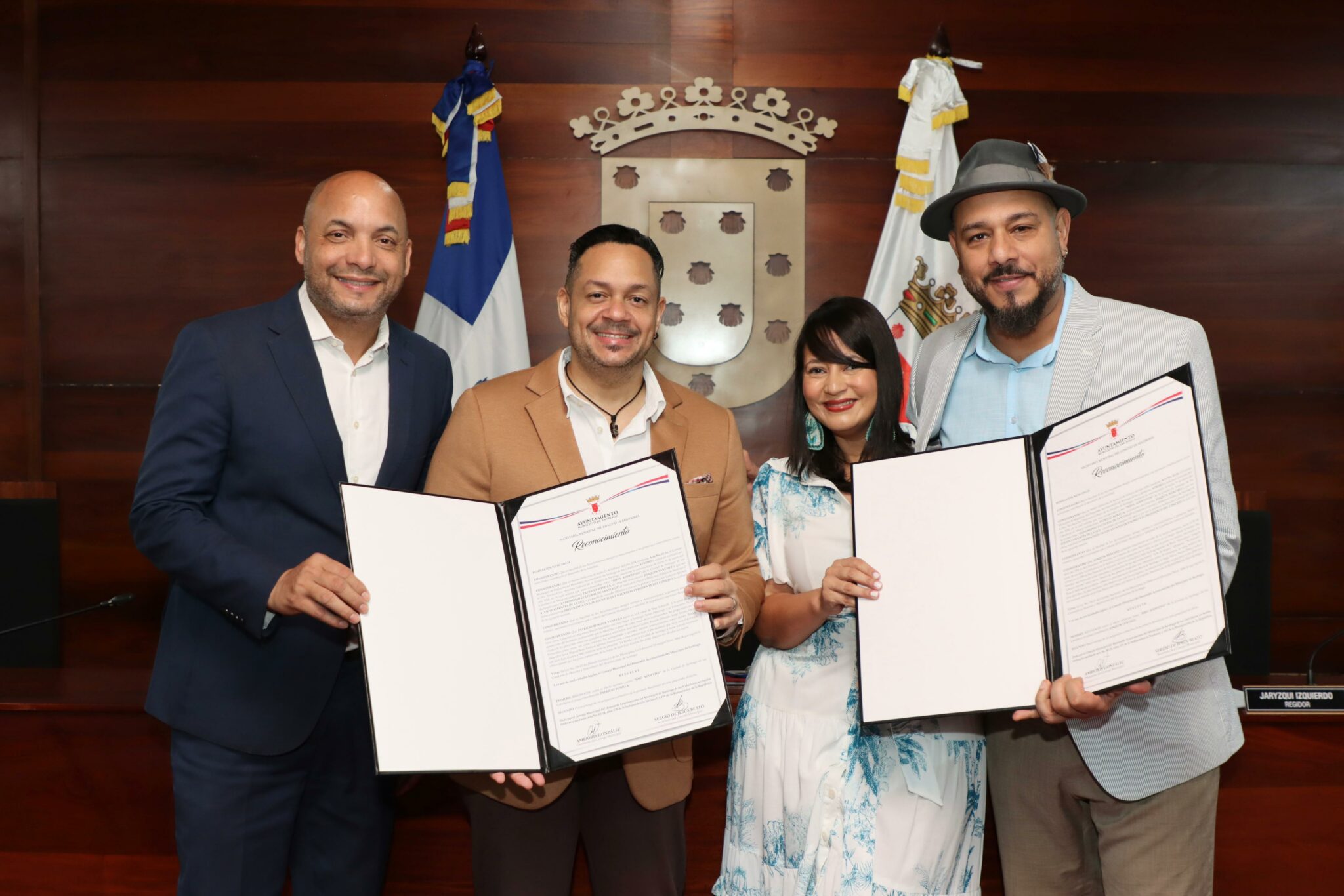 Santiago acoge como “Hijos Adoptivos” a los reconocidos músicos Patricio Bonilla y Joaquín Sánchez