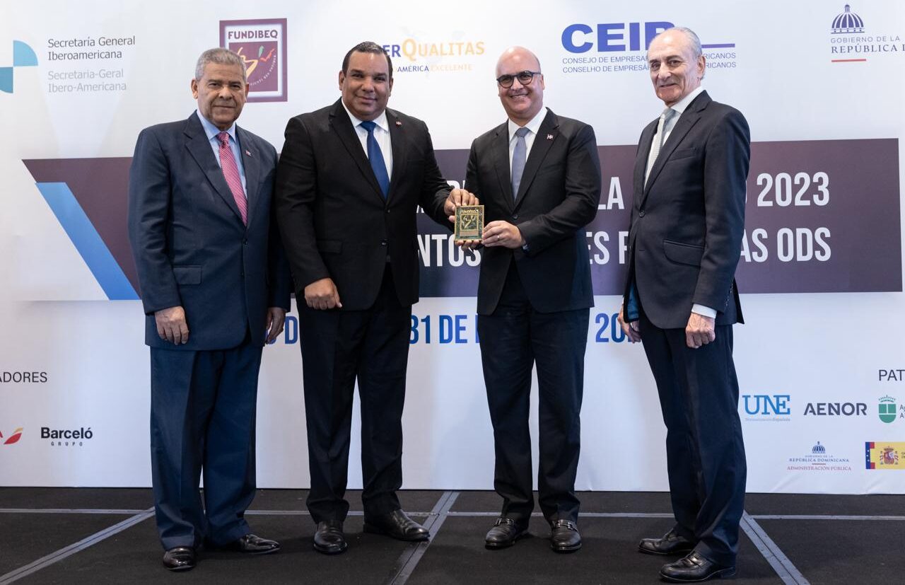 Comisión Nacional de Energía (CNE) recibe reconocimiento en el Premio Iberoamericano a la Calidad 2023