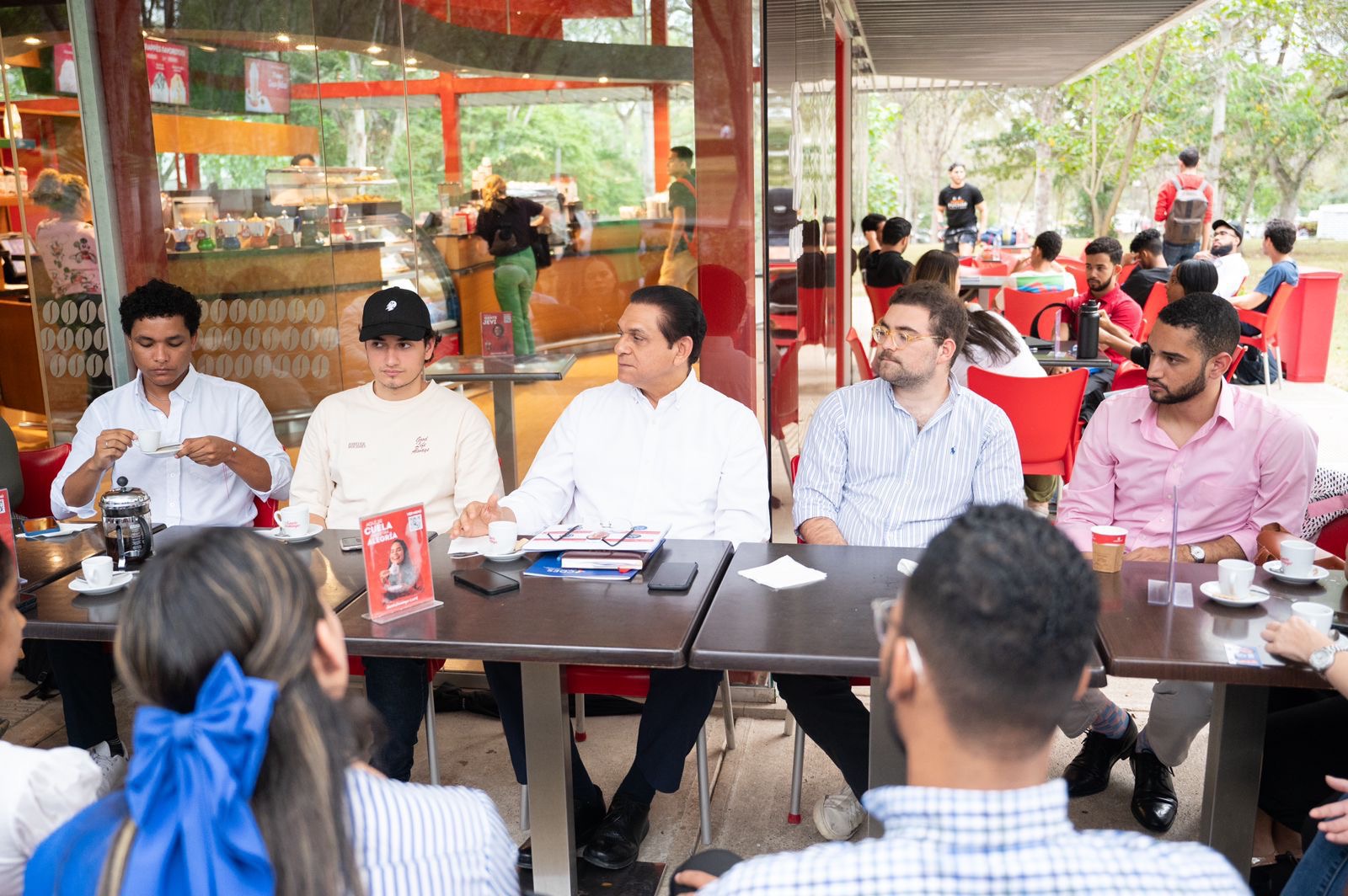 Daniel Rivera presenta en Café Político de la PUCMM propuestas de desarrollo de Santiago y transformación legislativa
