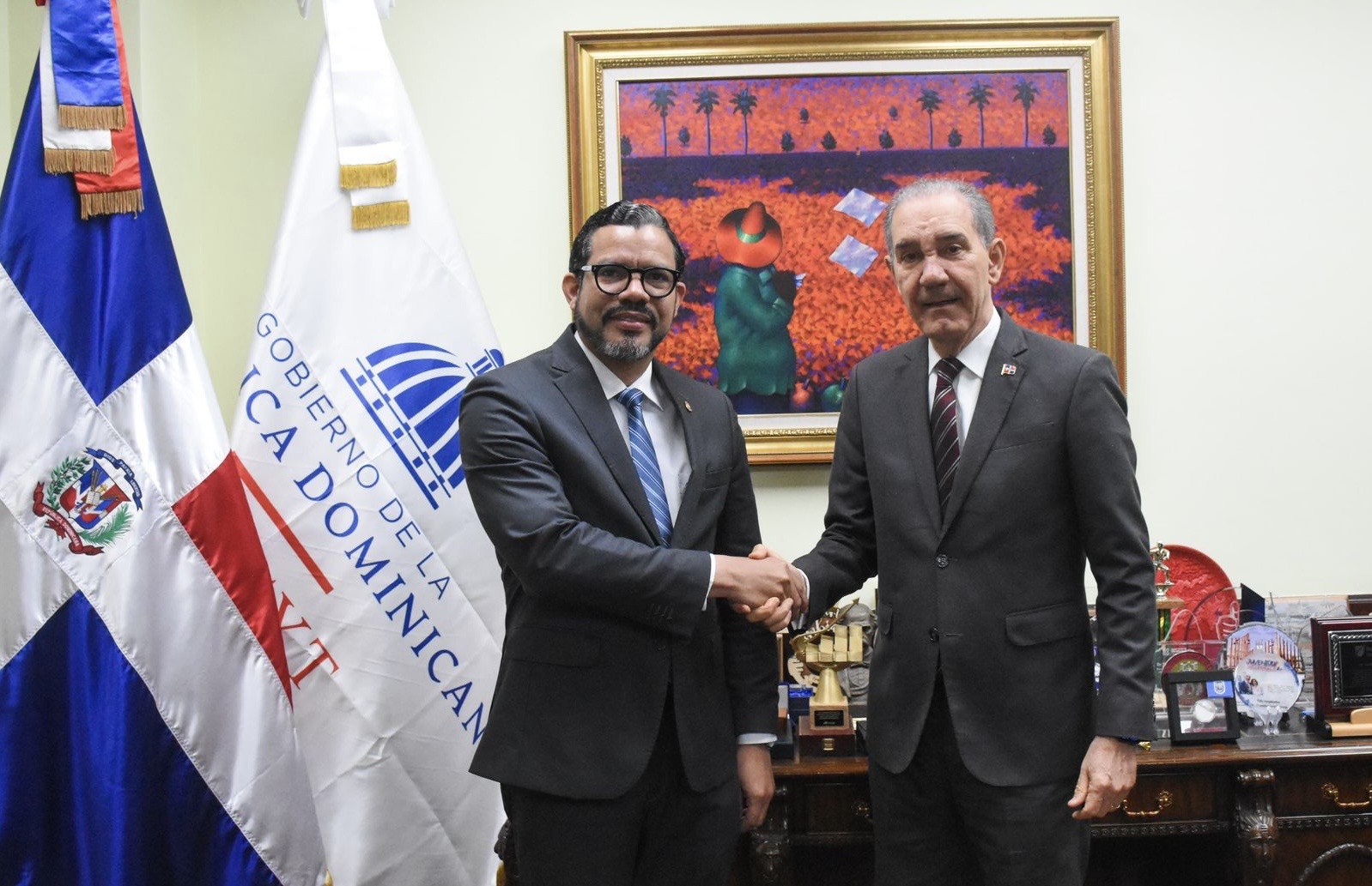 Yohan López presidente del CARD inicia acercamiento con el MESCYT para agenda de trabajo en beneficio de los abogados del país
