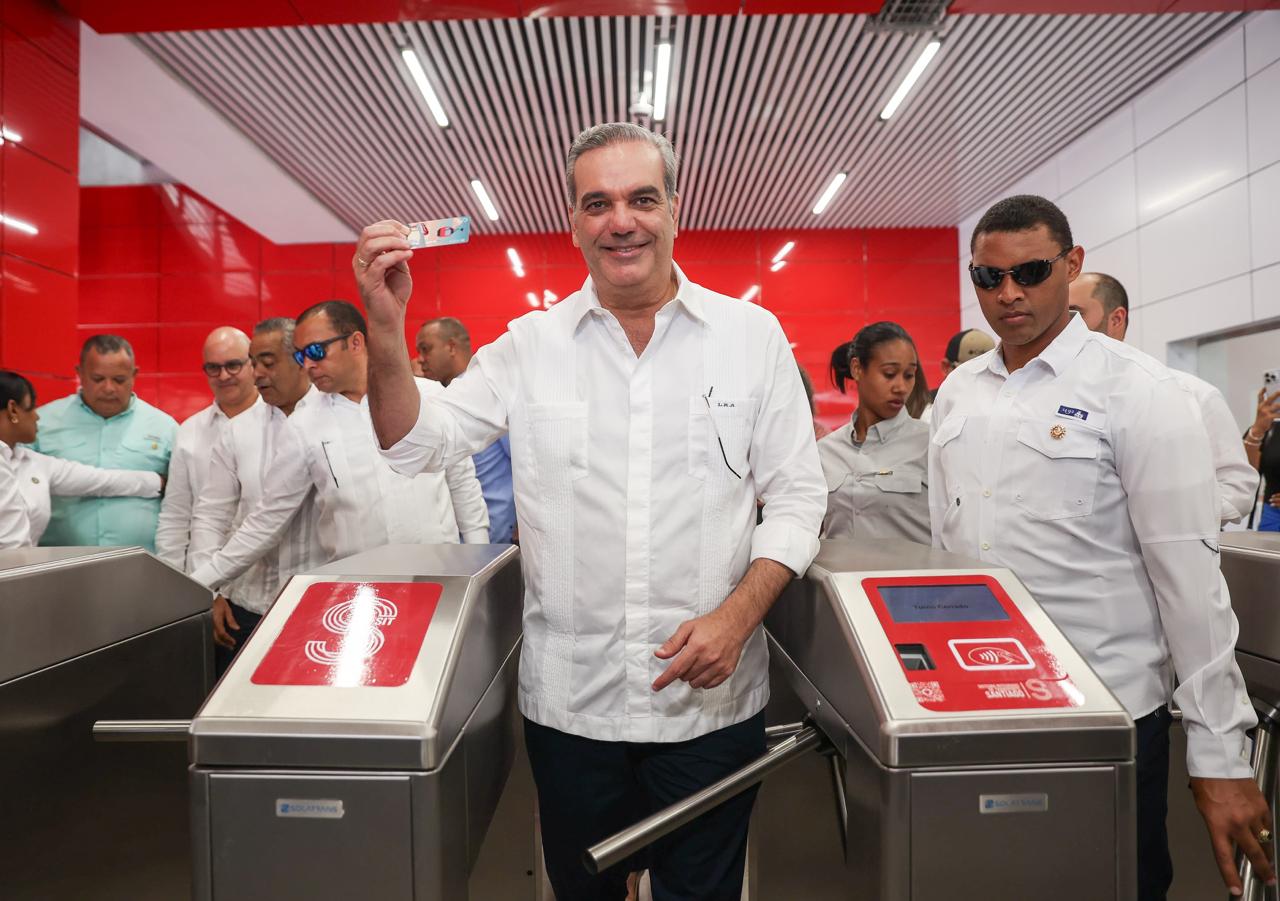 Presidente Abinader inaugura tramo I del Teleférico para brindar mayor y mejor movilidad a los ciudadanos de Santiago