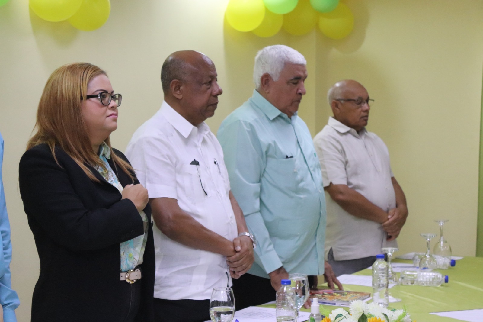 IAD y FEDELAC guardan en Azua minuto de silencio en memoria de Peña Gómez