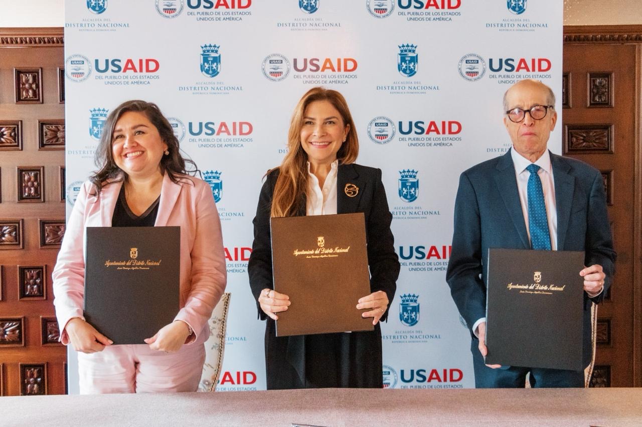 USAID y el Ayuntamiento del Distrito Nacional firman memorando para la eficiencia energética municipal