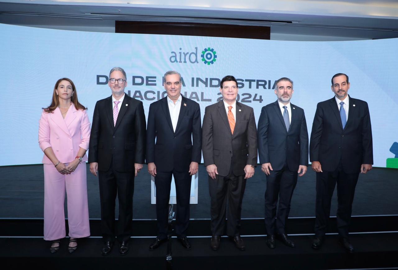 Presidente Abinader asegura gobierno ha generado un clima de confianza significativo permitiendo atraer inversión privada al país en proporciones históricamente elevadas
