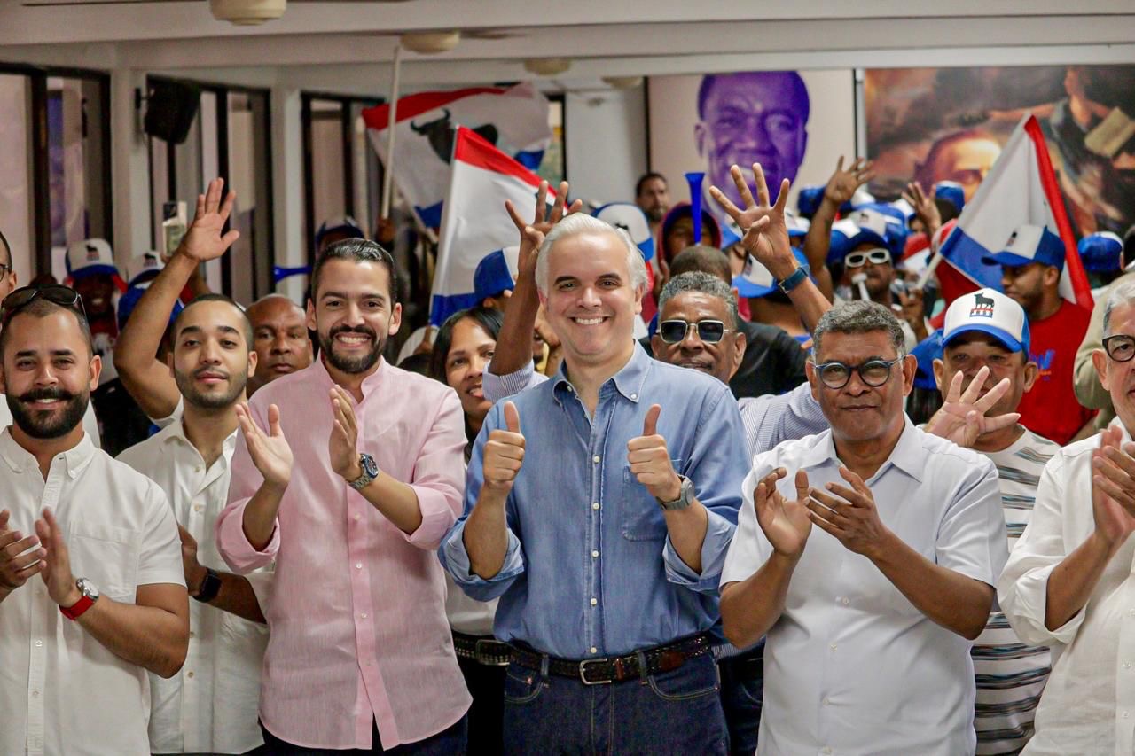 Partido Revolucionario Social Demócrata juramenta cientos de jóvenes
