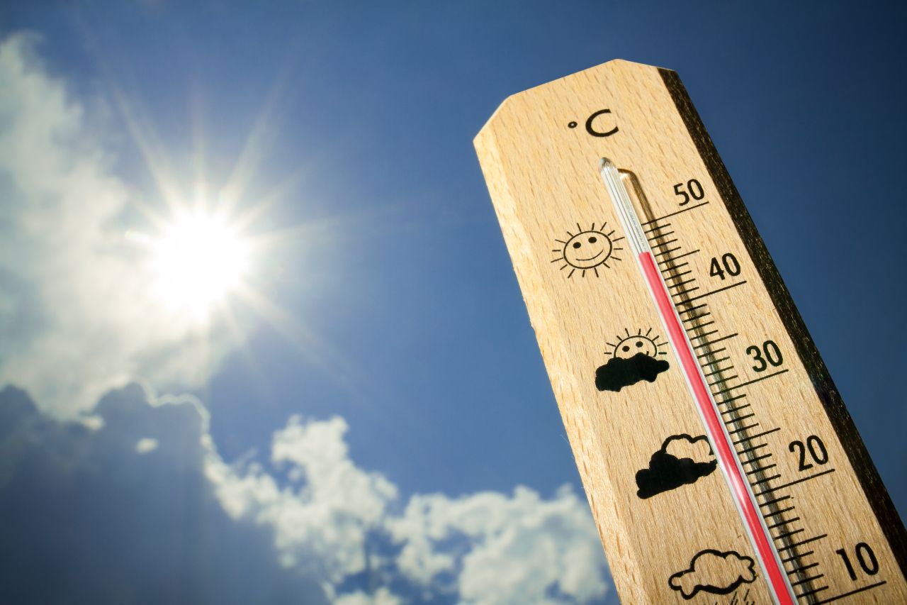 Persiste circulación anticiclónica en el país, con pocas lluvias y temperaturas altas