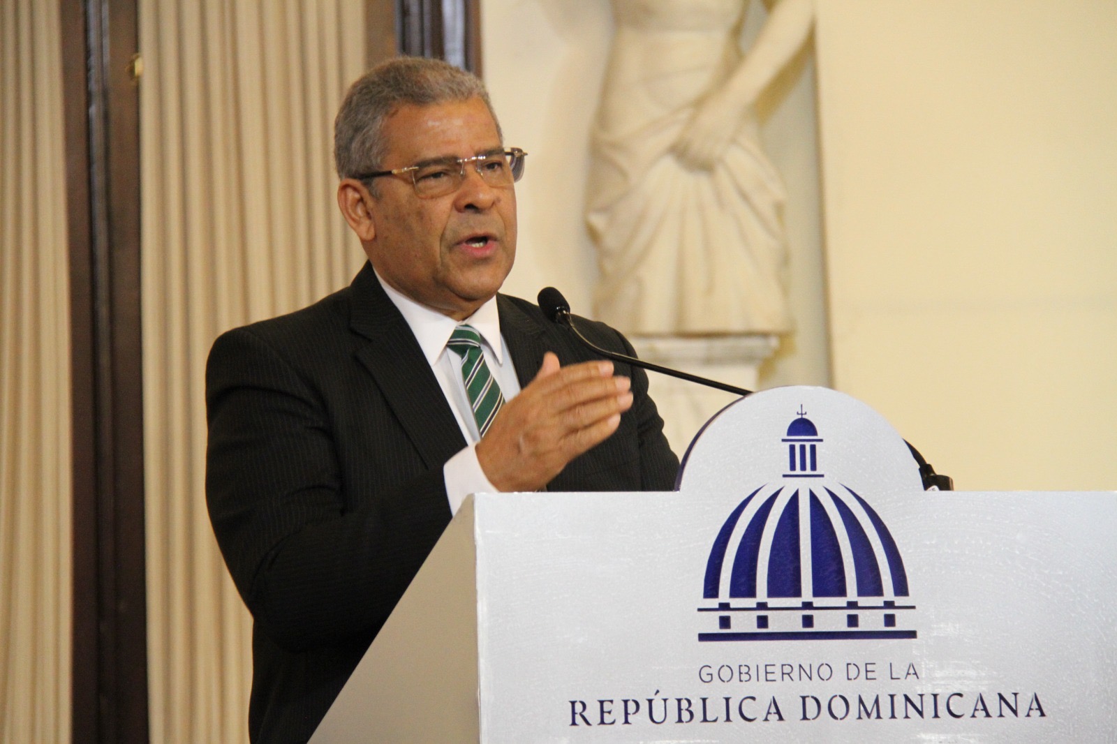 Ministro de Administración Pública insta a las nuevas autoridades municipales a cumplir con Declaraciones Juradas de Patrimonio