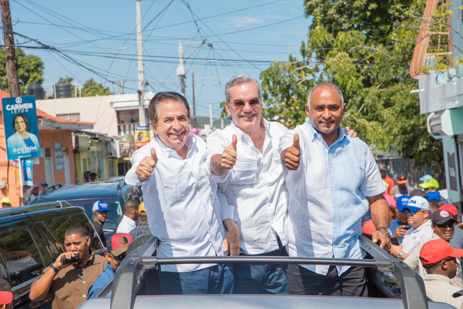 Luis Abinader consolida liderazgo para ganar con números históricos; exsenadores y actual senador de Ocoa pasan a apoyar candidaturas del PRM