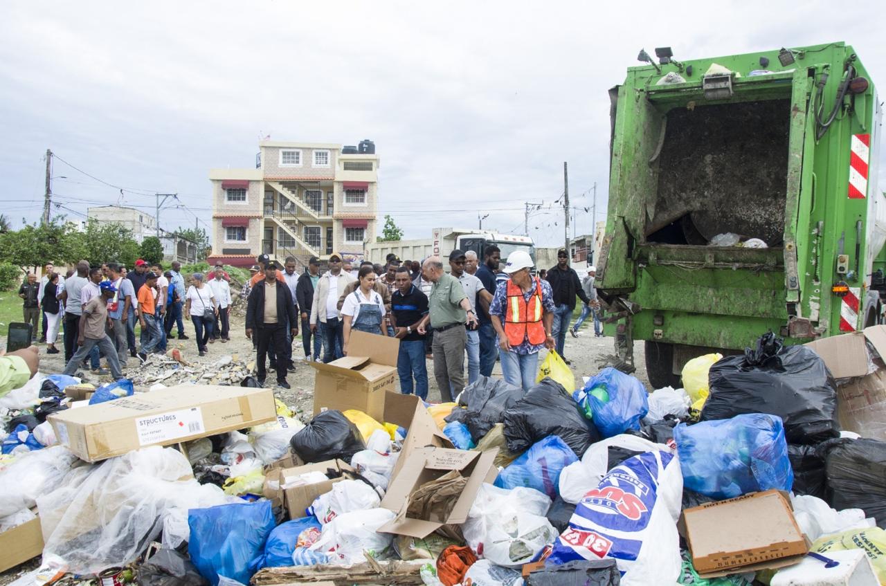 Alcaldía de Santo Domingo Norte interviene municipio con «Gran operativo de Limpieza»
