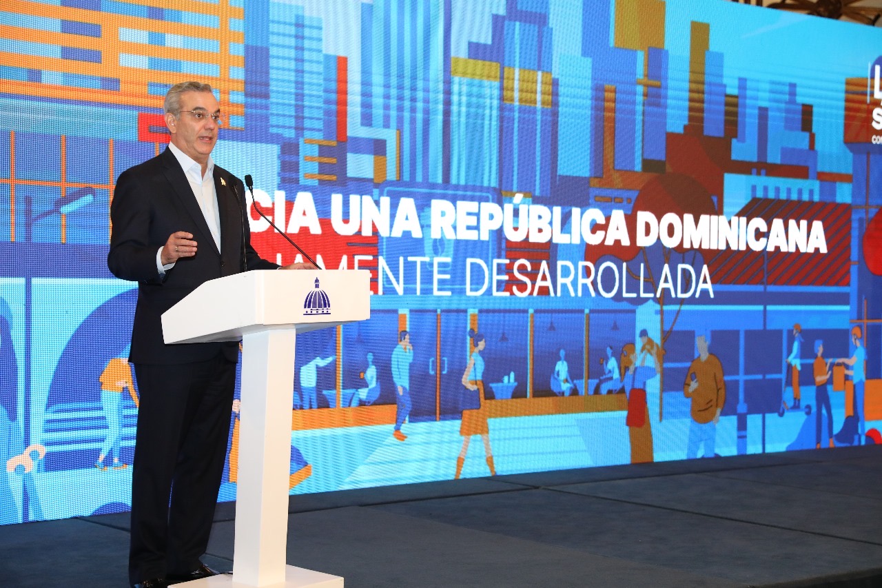 Presidente Abinader presenta las acciones que implementa el gobierno para lograr duplicar su PIB en el 2036