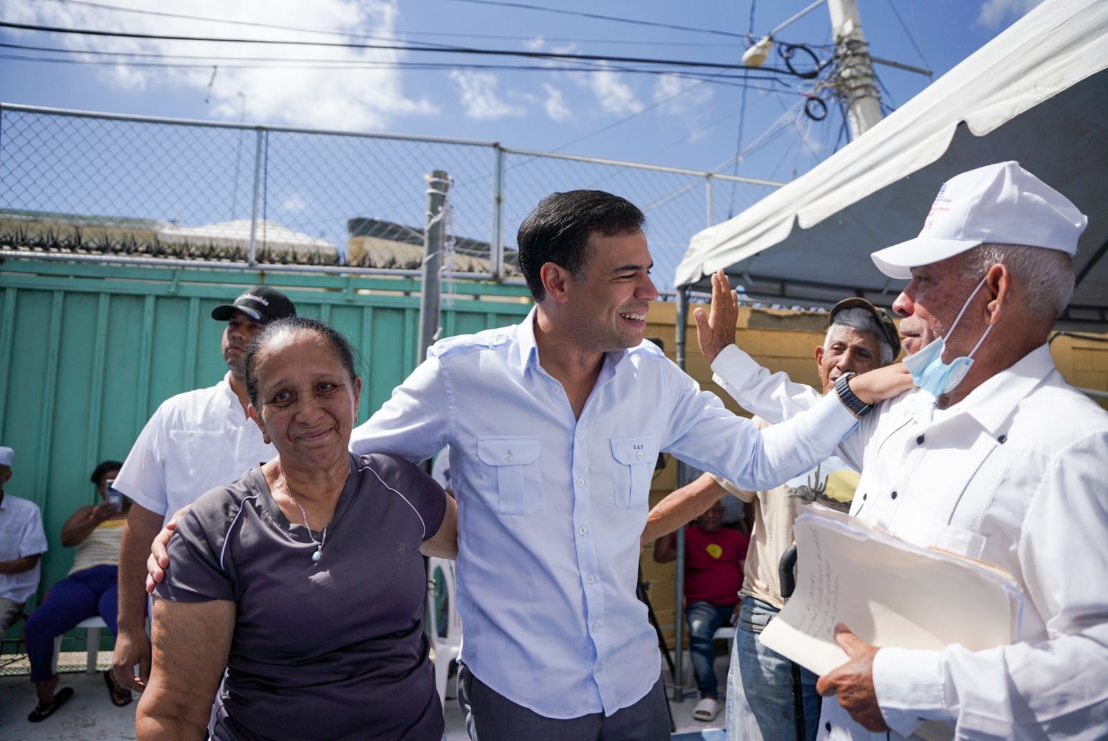 Roberto Ángel destaca el esfuerzo contínuo del Gobierno en mejorar el bienestar de las familias más vulnerables