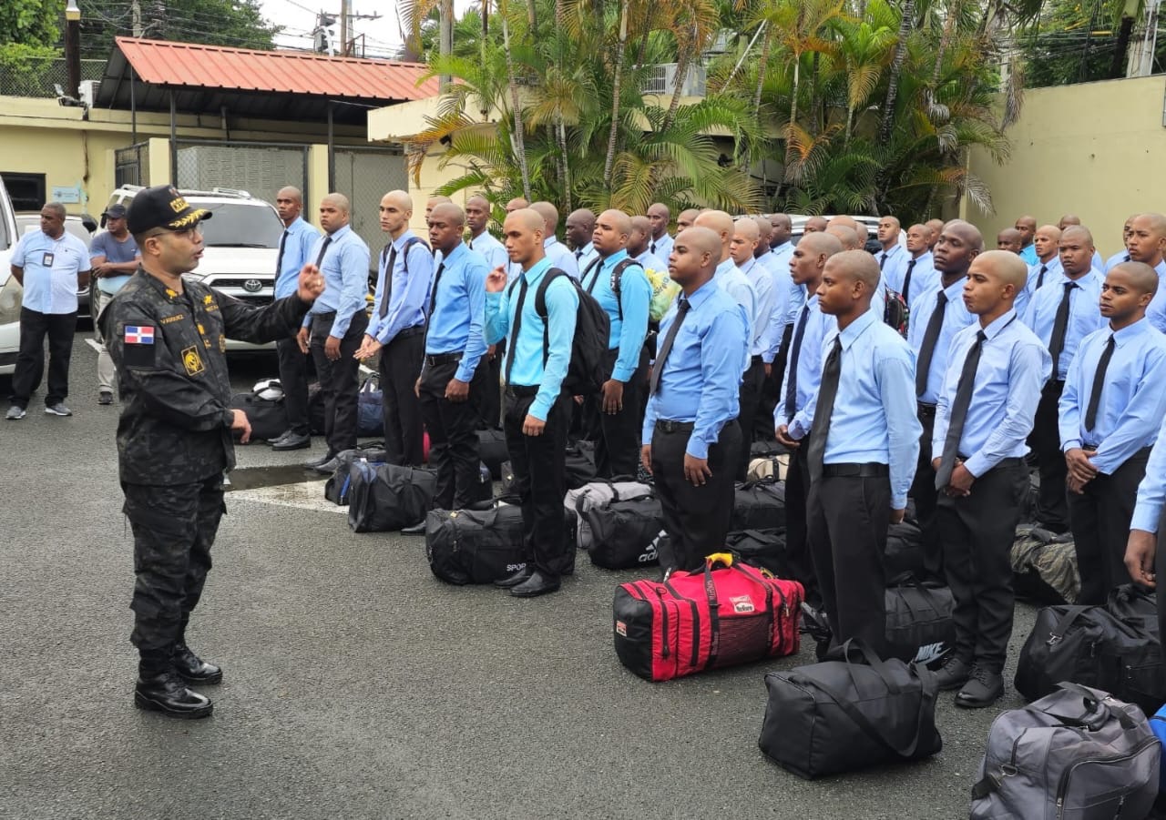 DNCD ingresa nueva promoción de aspirantes a agentes antinarcóticos