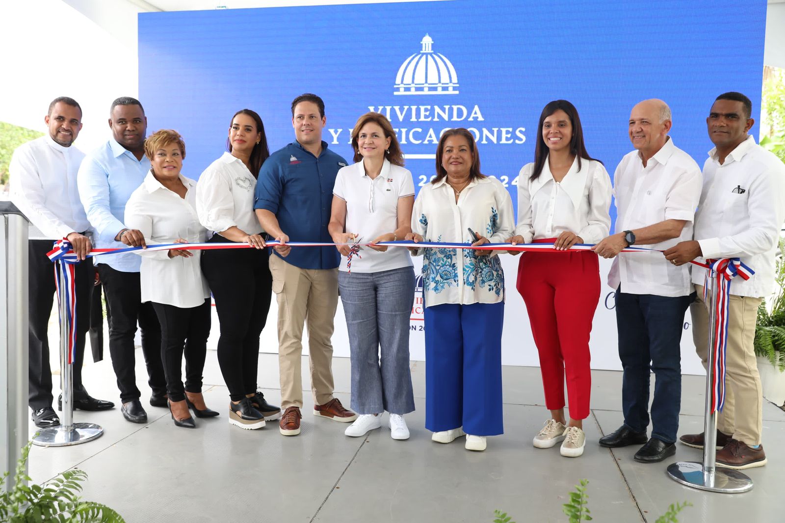 Vicepresidenta Raquel Peña inaugura obras clave en SDN para garantizar energía renovable, vivienda y seguridad