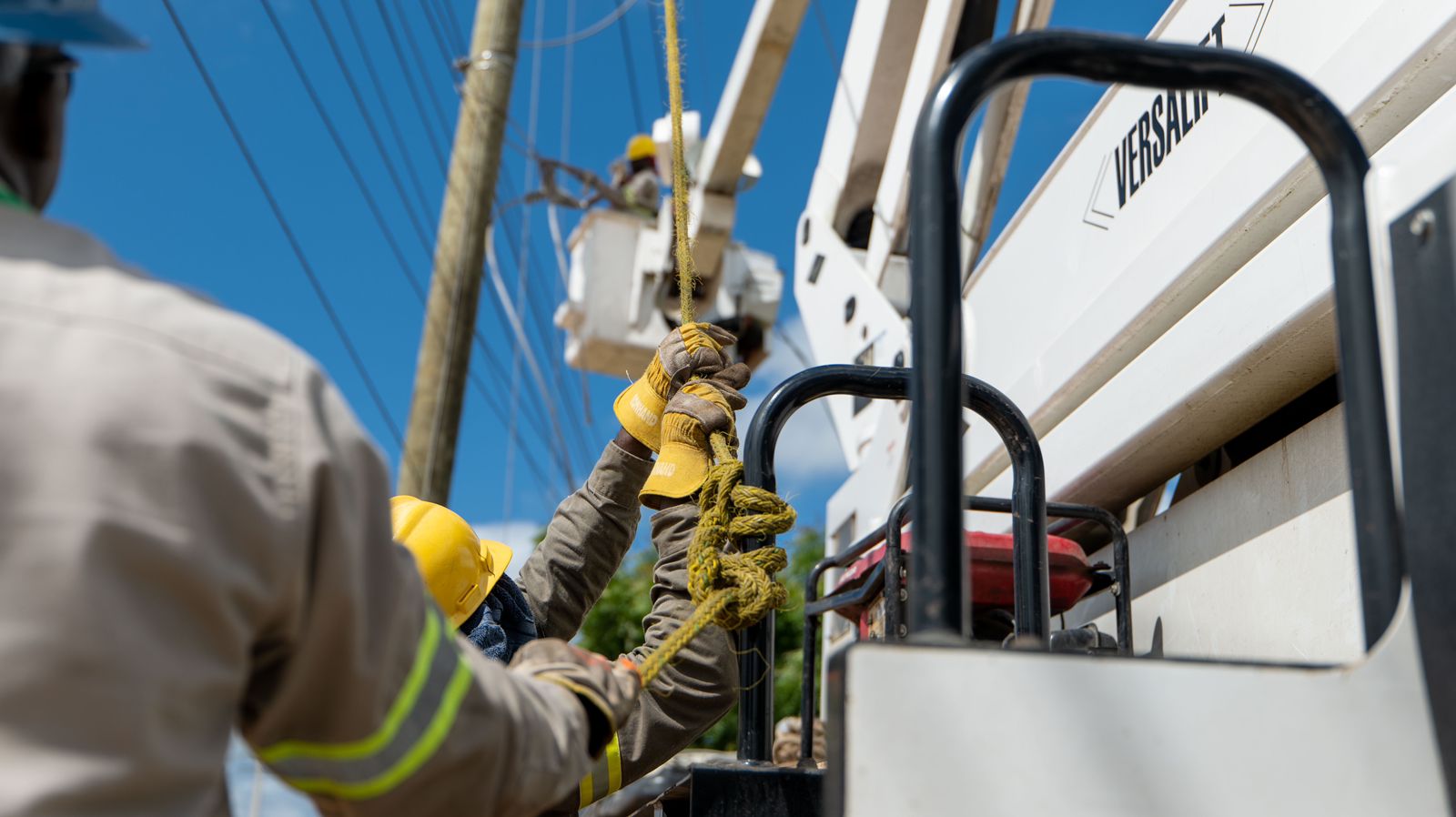 ETED reemplazará postes en línea 69 kV Boca Chica- Megapuerto, este sábado  