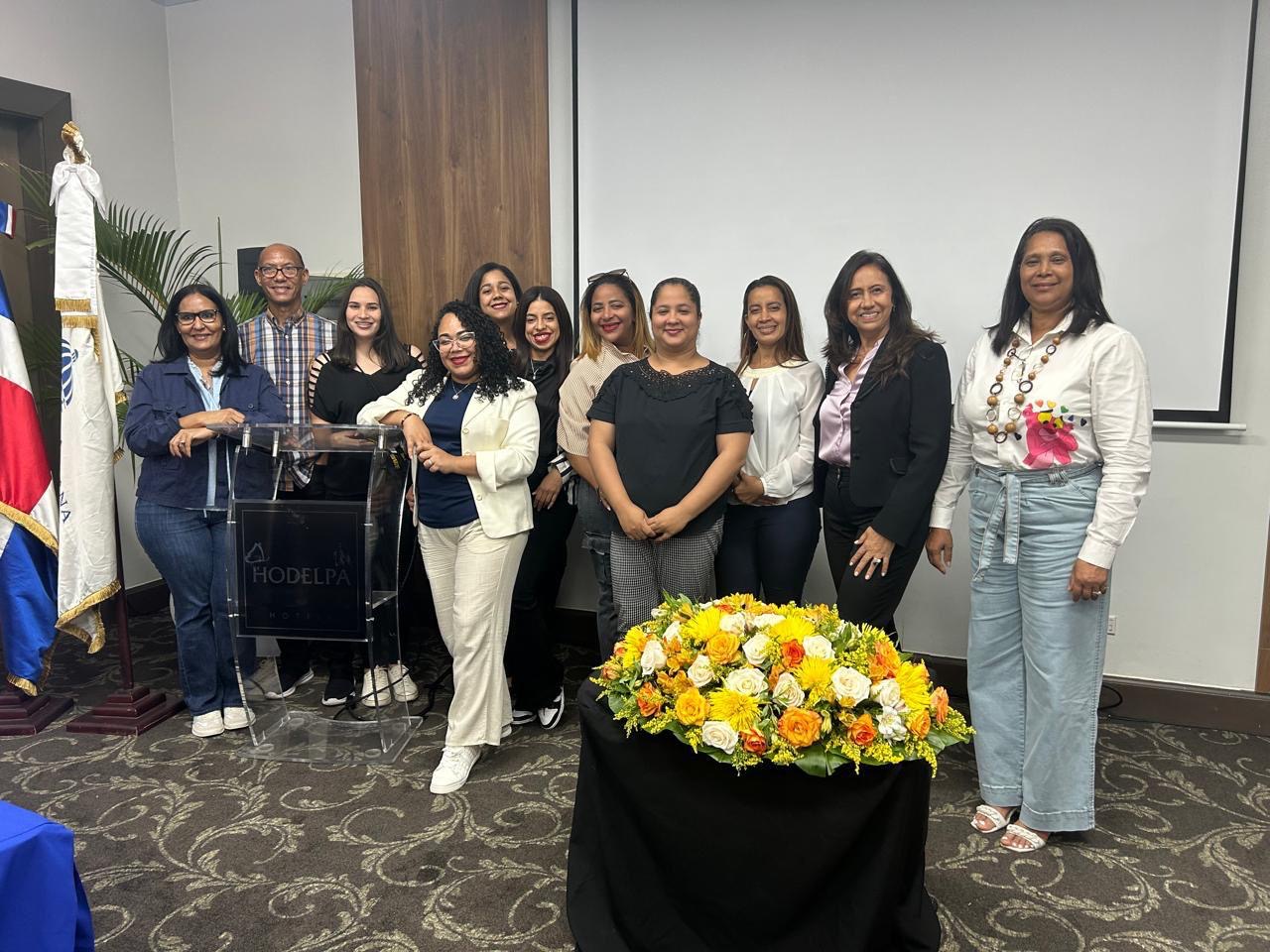 Celebran curso de actualización para médicos veterinarios en Santiago