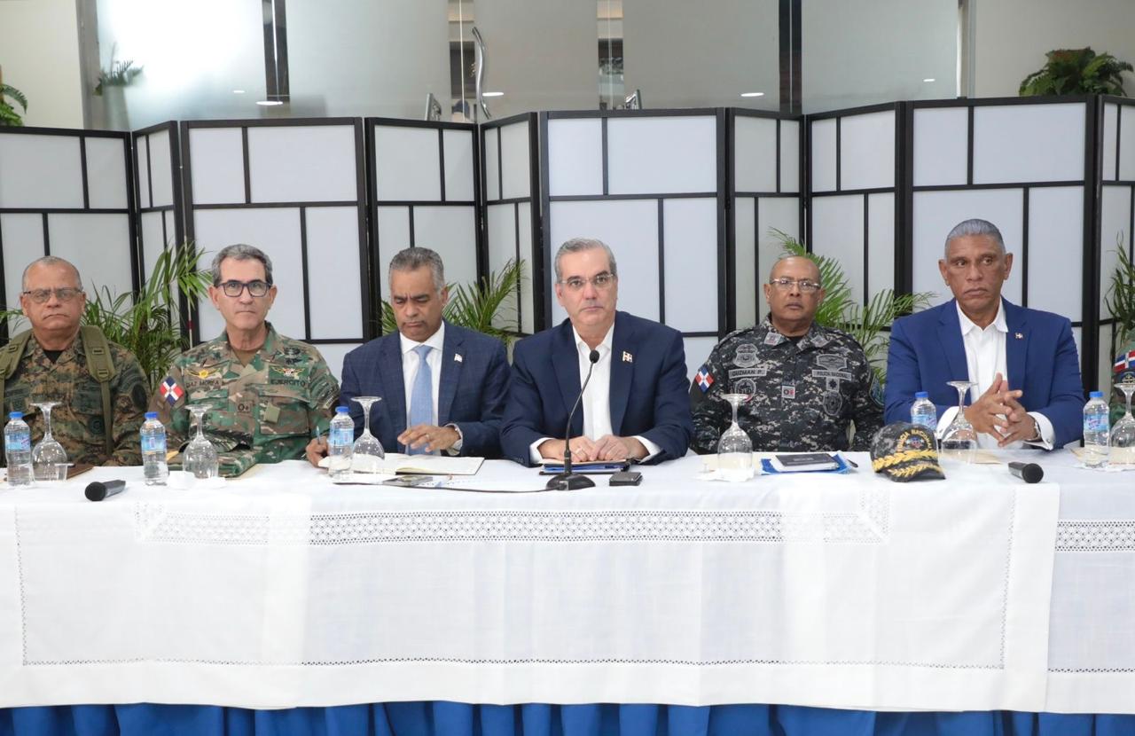 Presidente Abinader encabeza reunión de seguimiento al Plan de Seguridad Ciudadana