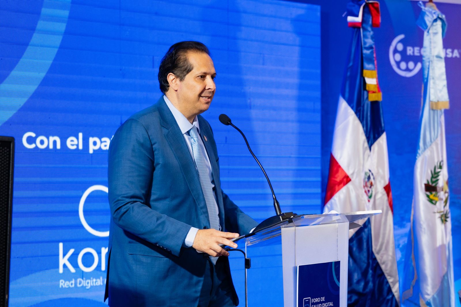 Ministro de Salud resalta avances en salud digital; asegura es “necesario y esencial” en el sistema sanitario