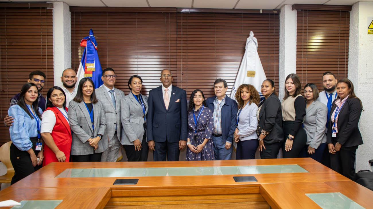 Contraloría recibe informe favorable de la firma internacional Aenor, tras culminar con éxito auditoría para la certificación ISO 9001
