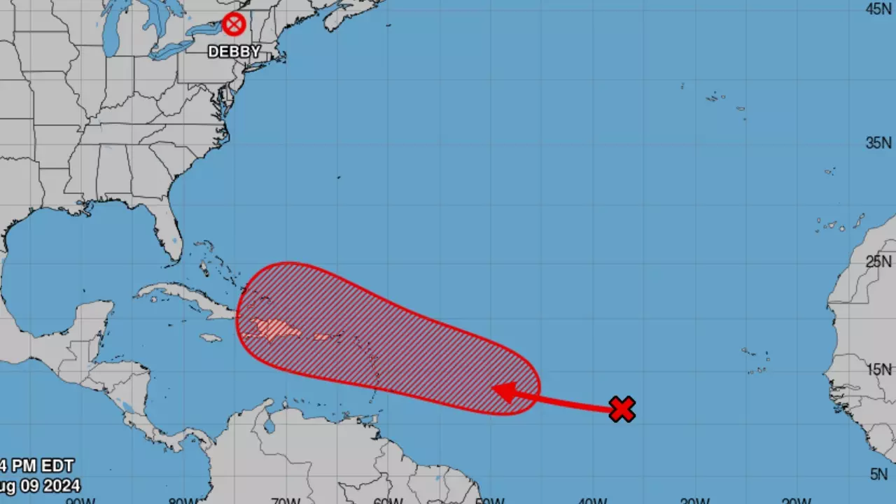 Se vigila activa onda tropical con cada vez mayor probabilidad de alcanzar la categoría de ciclón tropical en los próximos días