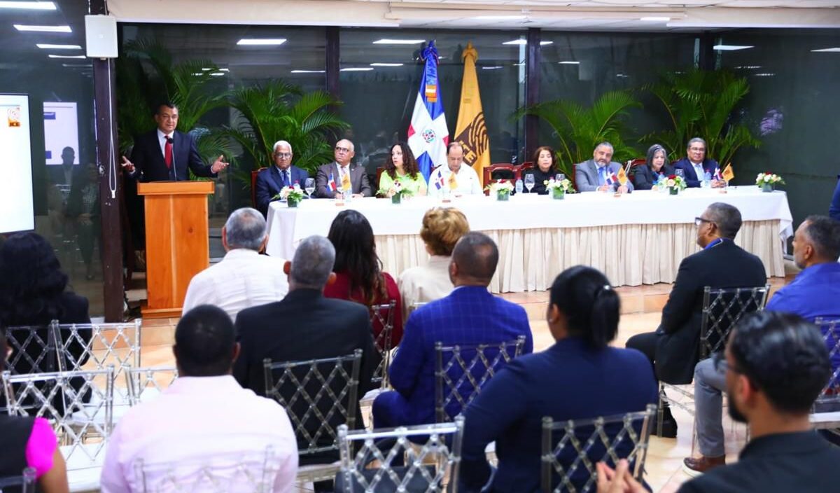 JCE e IESPEC lanzan primera especialidad en Administración Política Electoral