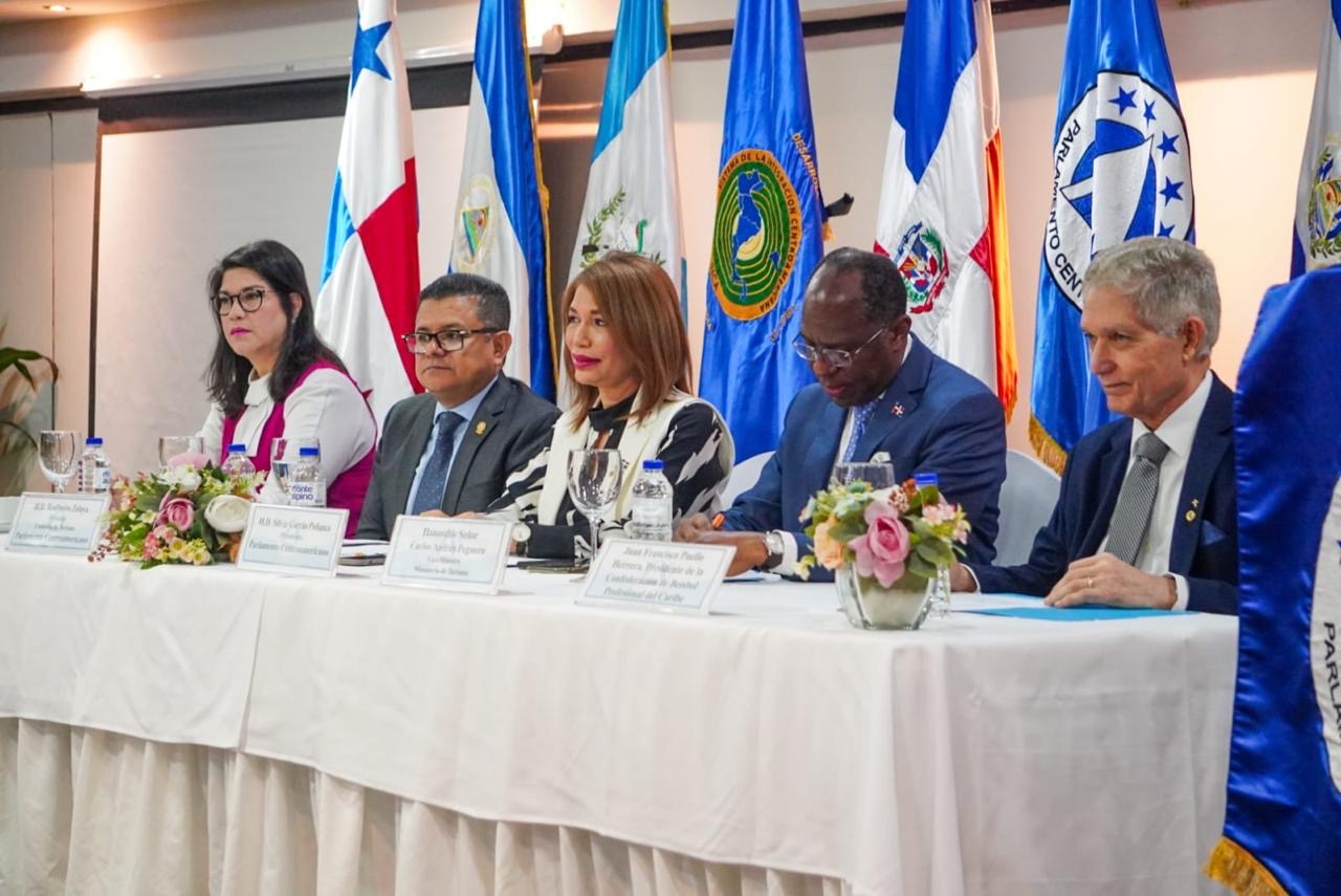 Primer Foro Estratégico de Turismo Deportivo del PARLACEN se Inicia en la República Dominicana