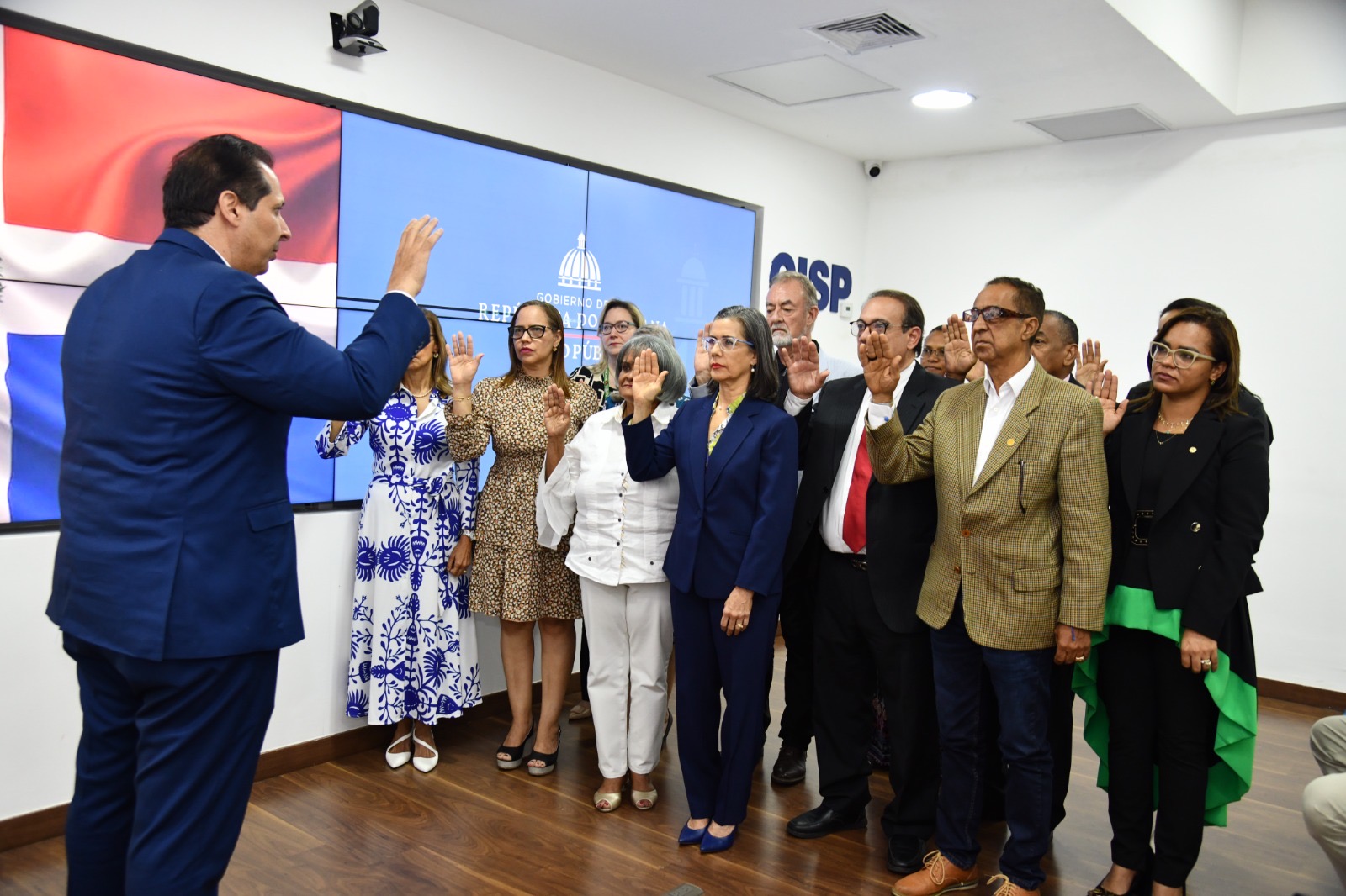 Ministro de Salud, Víctor Atallah juramenta tres Comités de Asesoramientos Técnicos en Inmunización