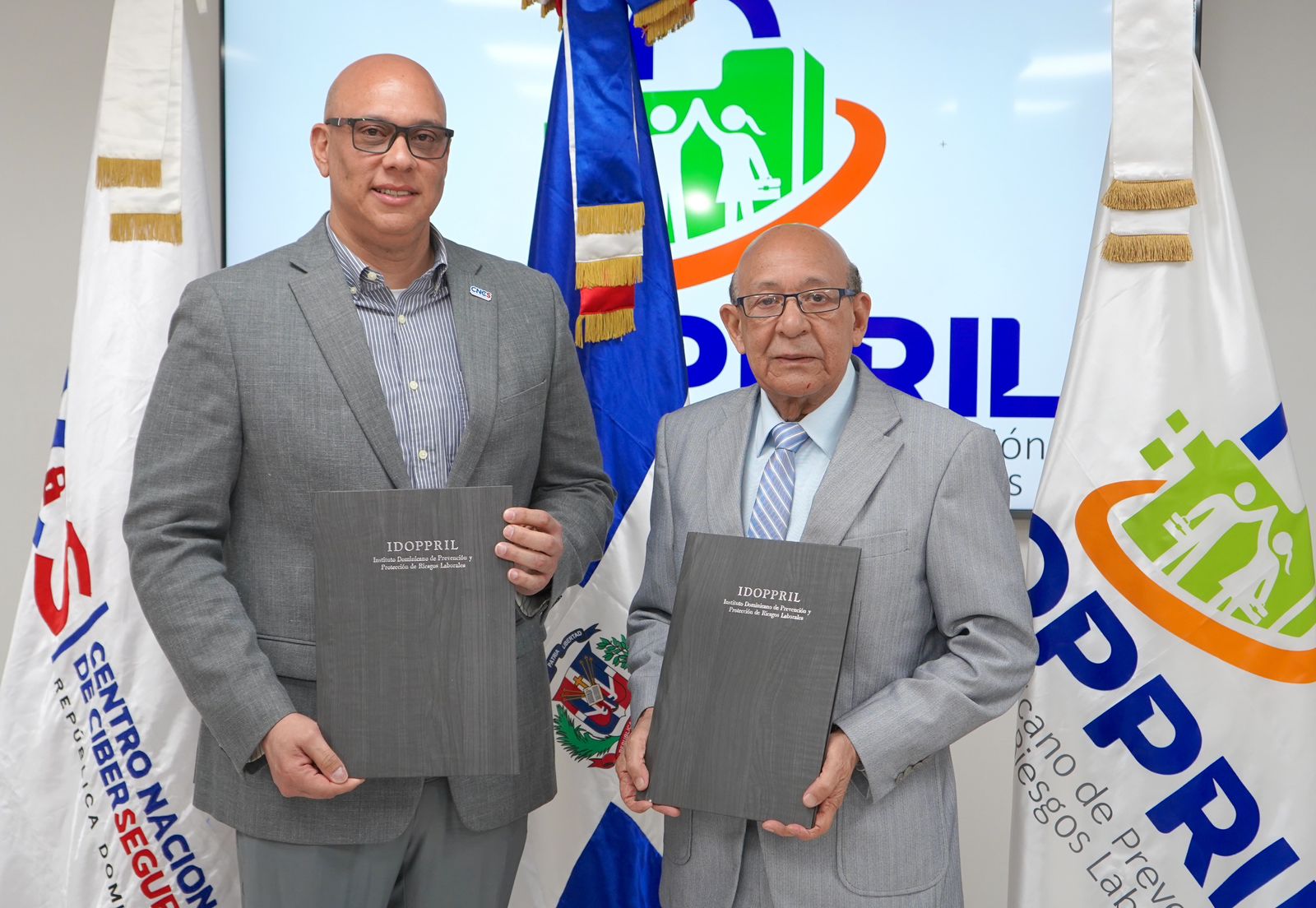 IDOPPRIL y CNCS suscriben acuerdo en favor de ciberseguridad nacional