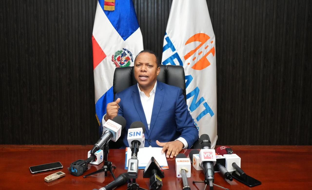 Milton Morrison dice que el problema del tránsito necesita el apoyo de todos para resolverlo