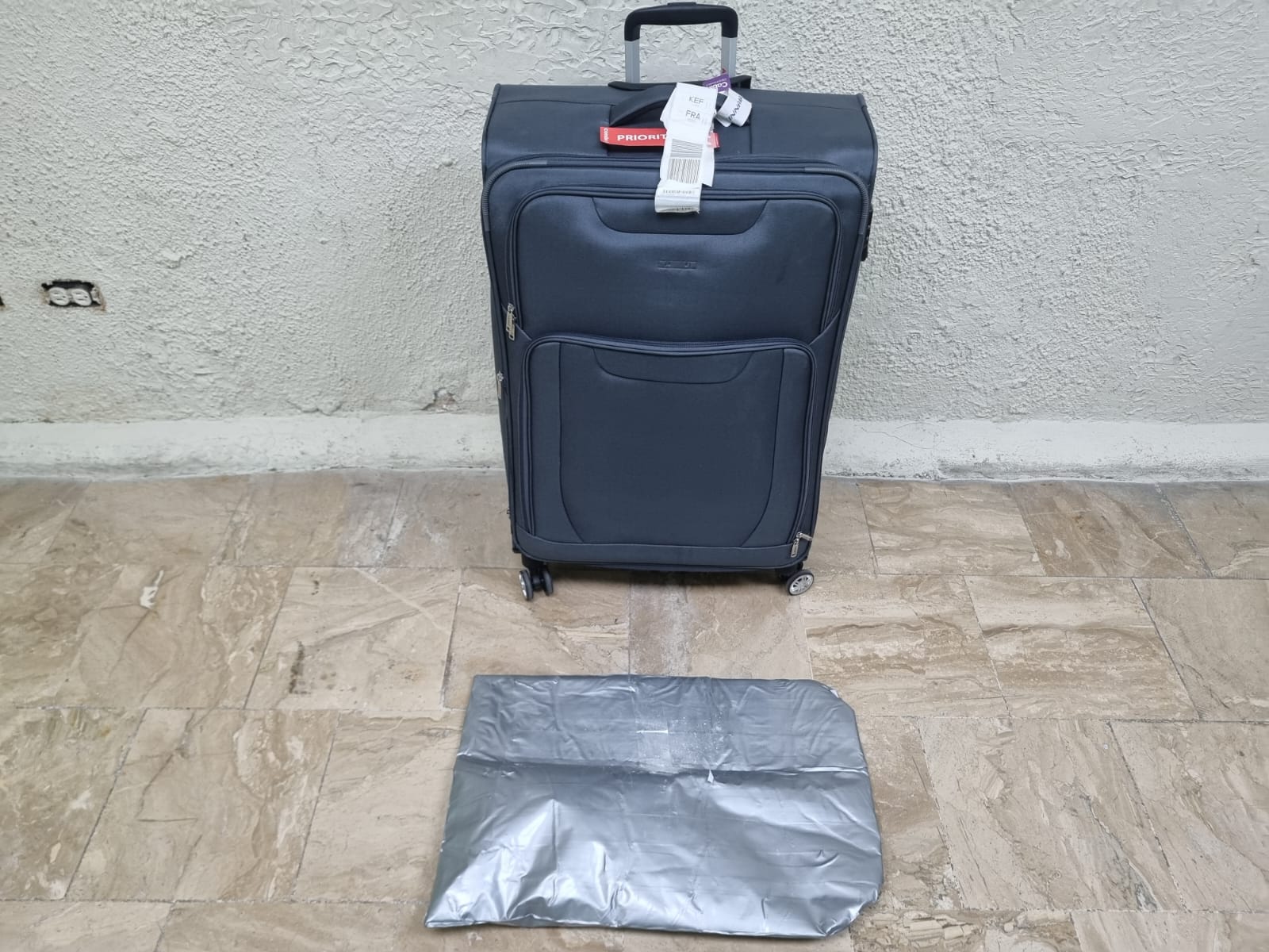 Arrestan en Punta Cana extranjero con más de dos kilos presumiblemente cocaína