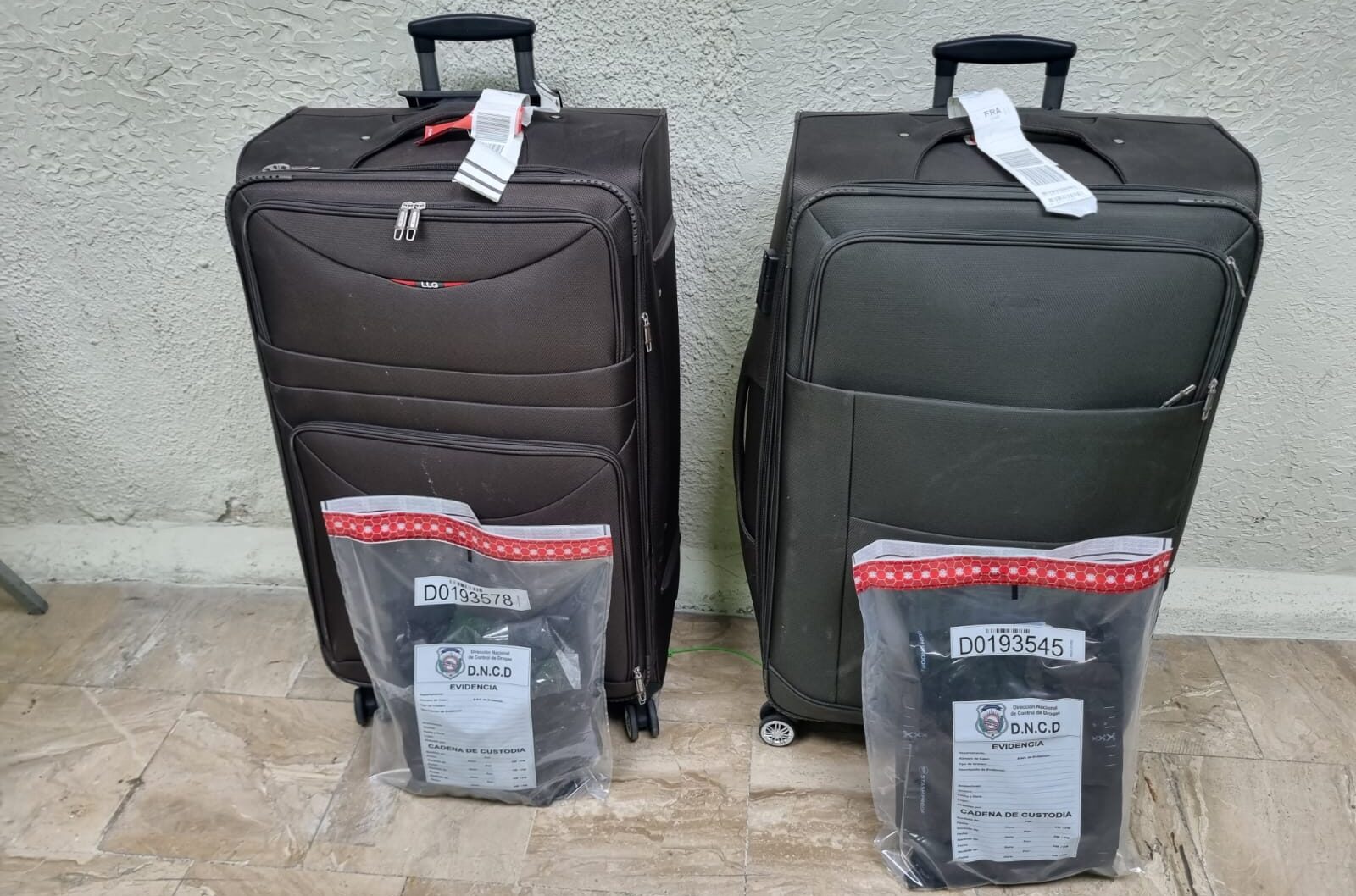 Atrapan en Punta Cana otro extranjero con más de cinco kilos presumiblemente cocaína