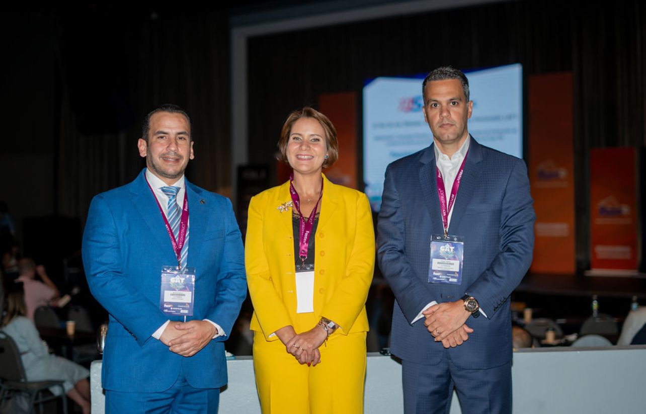 Yamile Gutiérrez se destaca en la feria Gaming & Technology Expo GAT en Santo Domingo