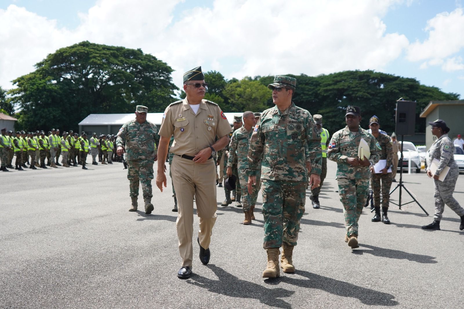 La Fuerza de Tarea Conjunta Ciudad Tranquila FTC-CIUTRAN, Recibe Visita del Ministro de Defensa