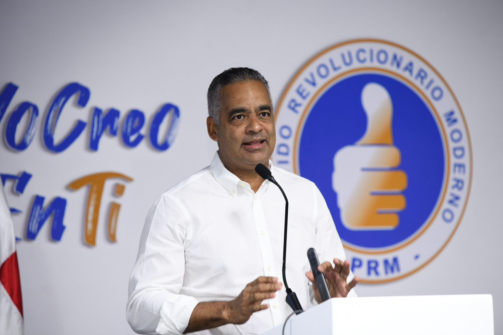 El ministro de Energía y Minas expuso los ejes del Plan de Gobierno del presidente Abinader, en un taller organizado por el PRM
