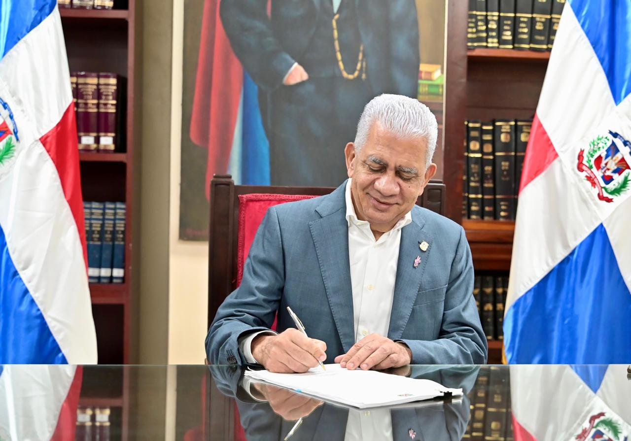 Presidente del Senado dice nueva Constitución evita que un presidente pueda perpetuarse en el poder
