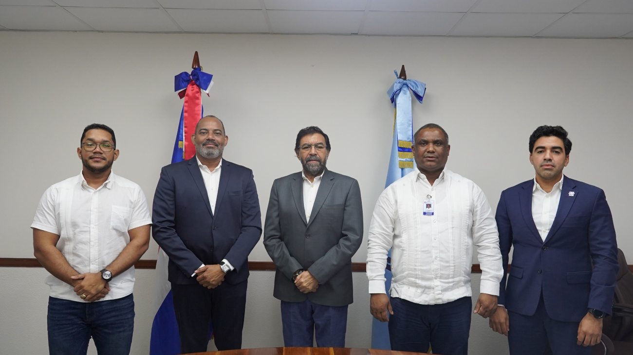Indrhi y Coraavega socializan impulsar abastecimiento hídrico en La Vega por más de 30 años