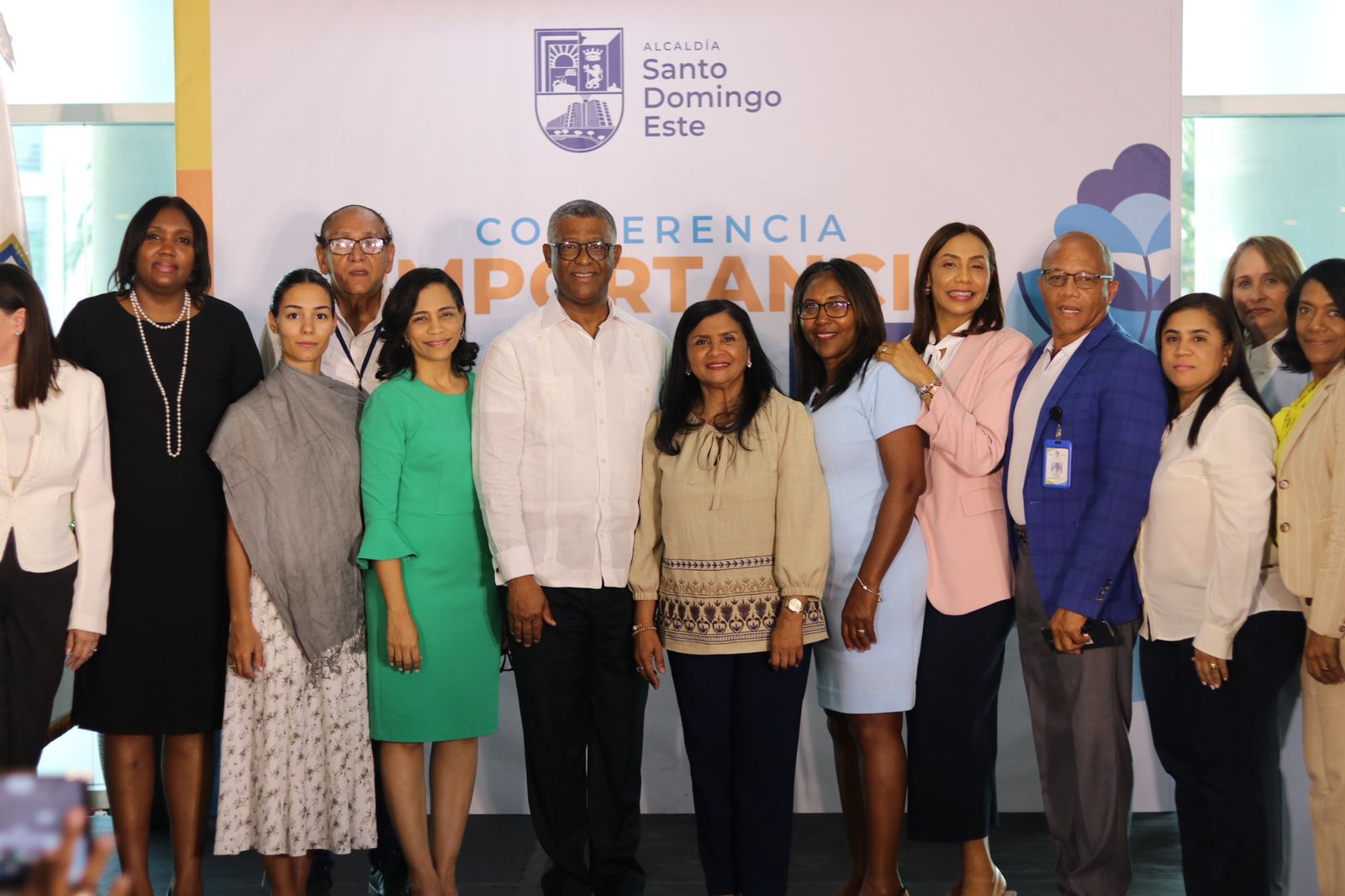 Alcaldía de Santo Domingo Este conmemora el Día Mundial de la Salud Mental con conferencia sobre su importancia en los municipios