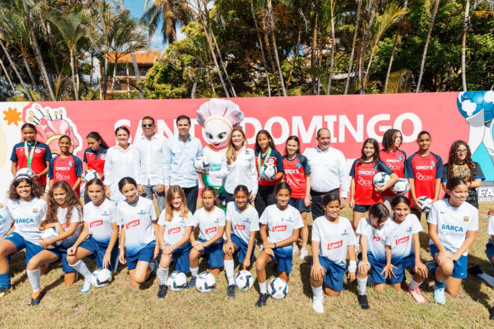 Emblemático mural en Santo Domingo recibe al Mundial Femenino Sub-17 de FIFA