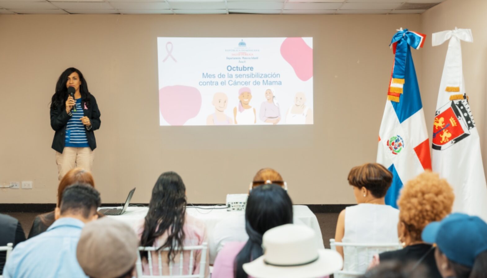 ADN realiza gran operativo médico y charla de prevención de cáncer de mama para sus colaboradores