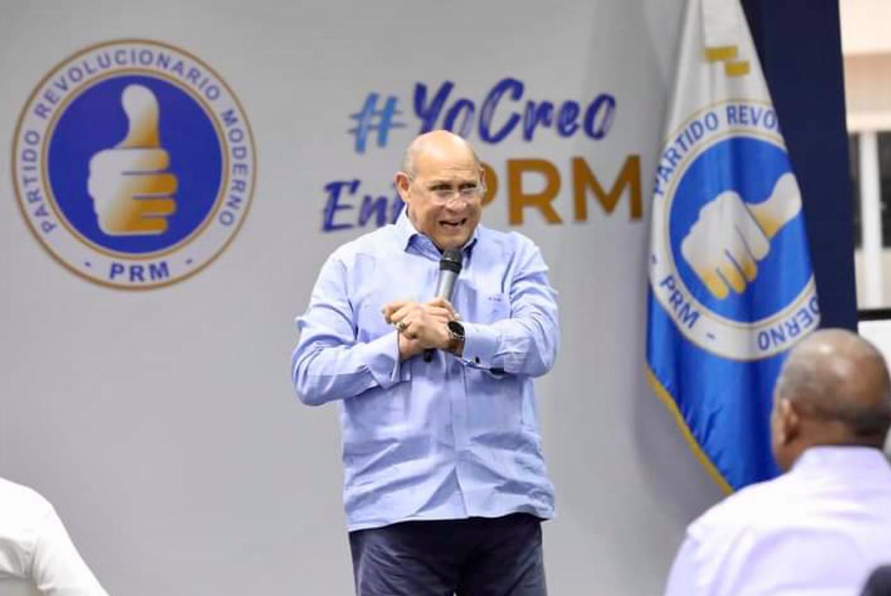 Rafael Santos Badía: retiro de Proyecto de Ley Modernización Fiscal reafirma la vocación democrática del presidente Luis Abinader