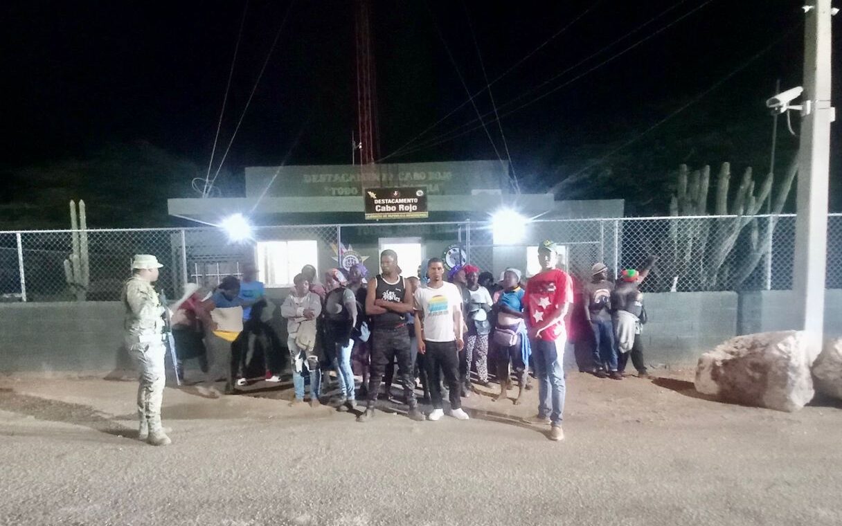 Ejército detiene 34 haitianos indocumentados escondidos en bosque de Las Matas de Farfán