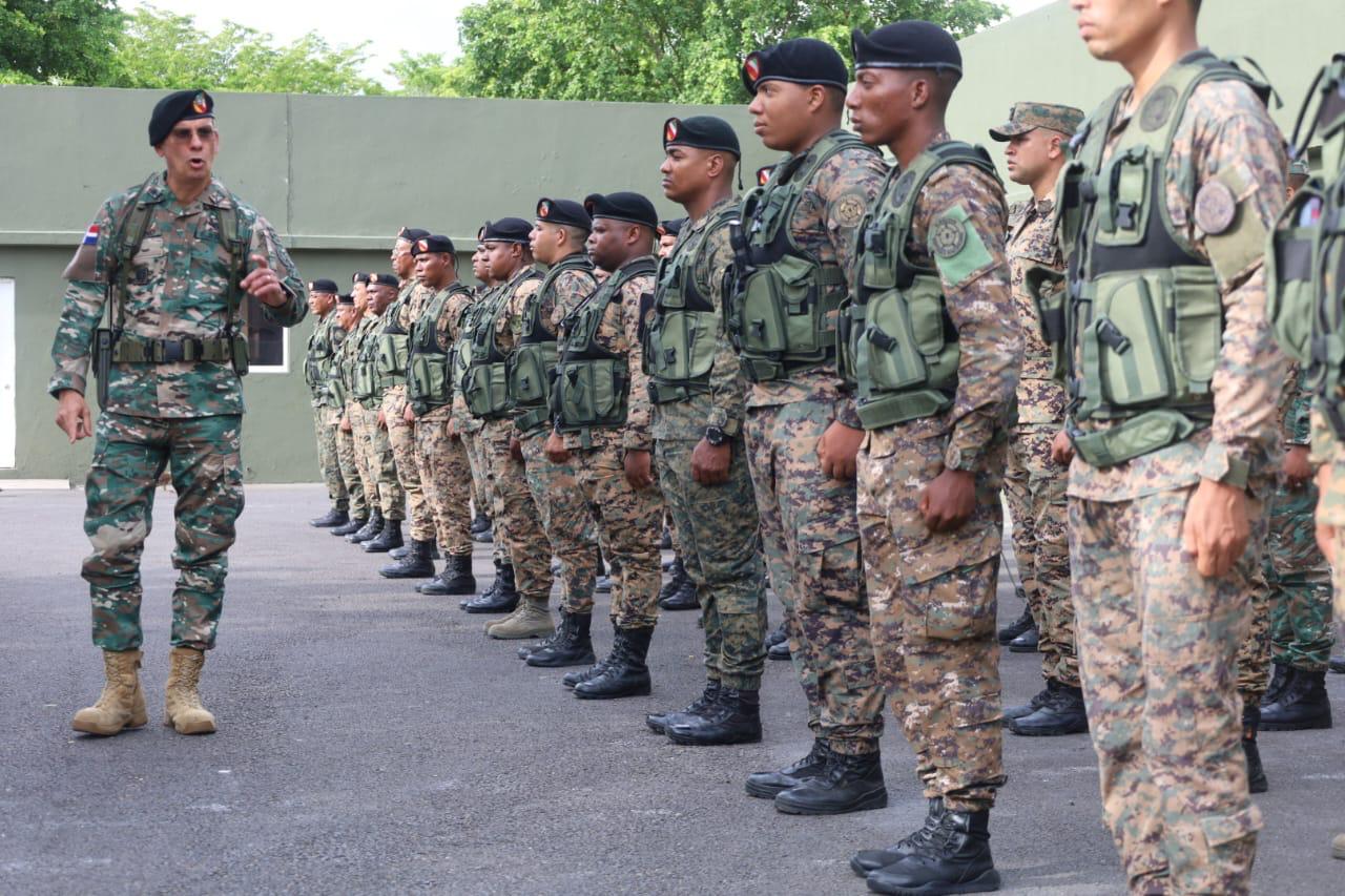 Comandante General del Ejército realiza visita a la Fortaleza 2 de Mayo y al Destacamento Arroyo Frío en provincia Espaillat
