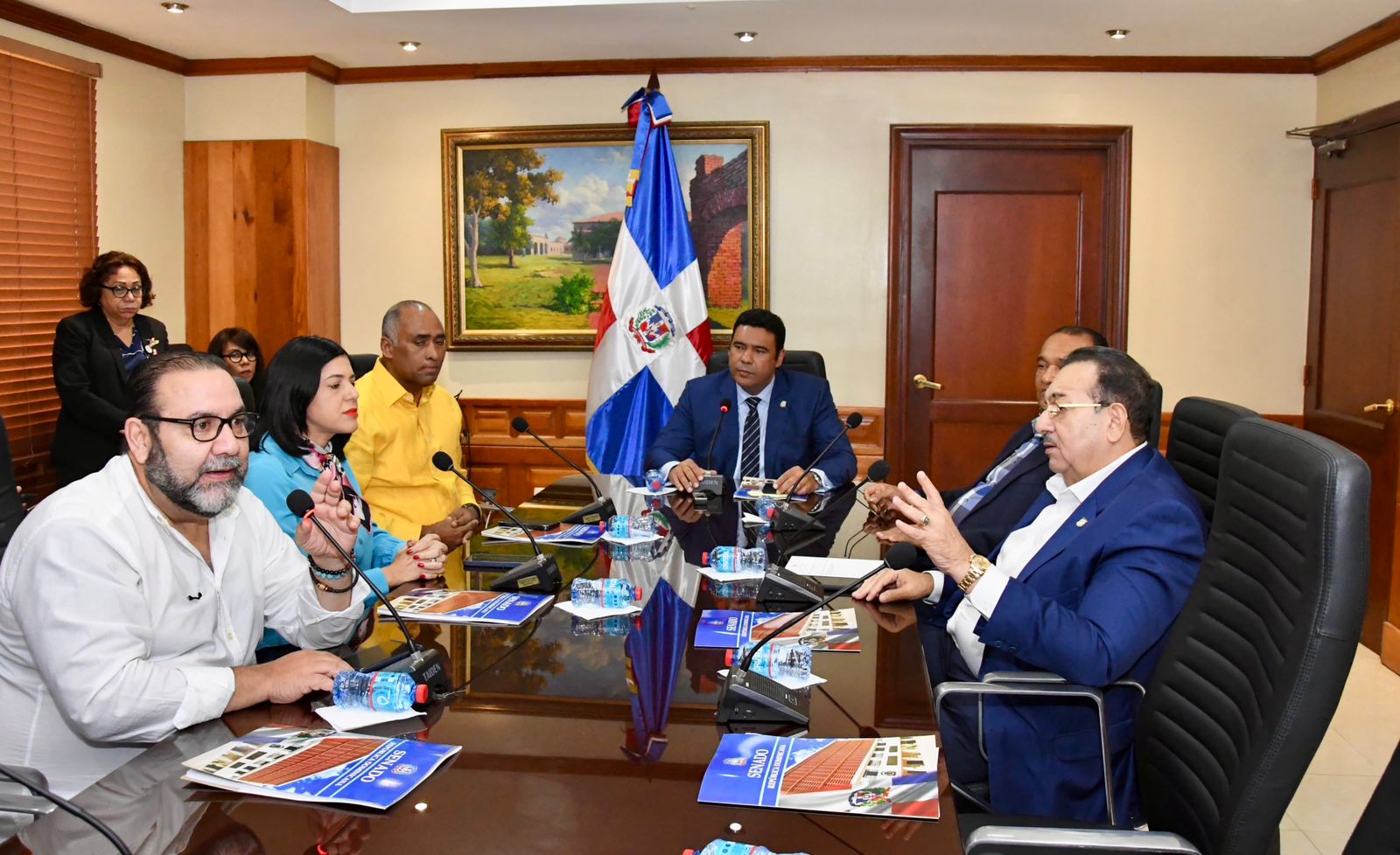 Comisión Especial del Senado que estudia Código Laboral realiza primera reunión; establece cronograma de trabajo