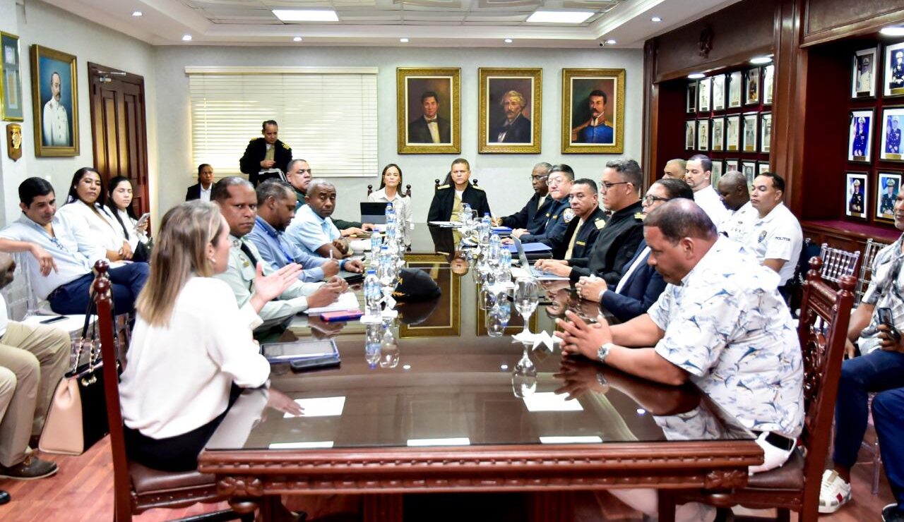 Adoptan medidas para fortalecer el orden y la seguridad de las operaciones turísticas en Bayahibe