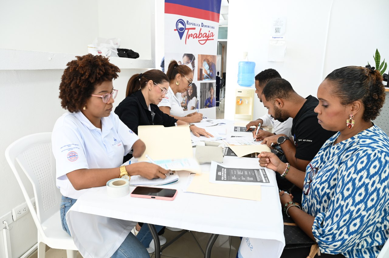 Ministerio de Trabajo invita a jornadas de empleo para San Pedro de Macorís y Santiago