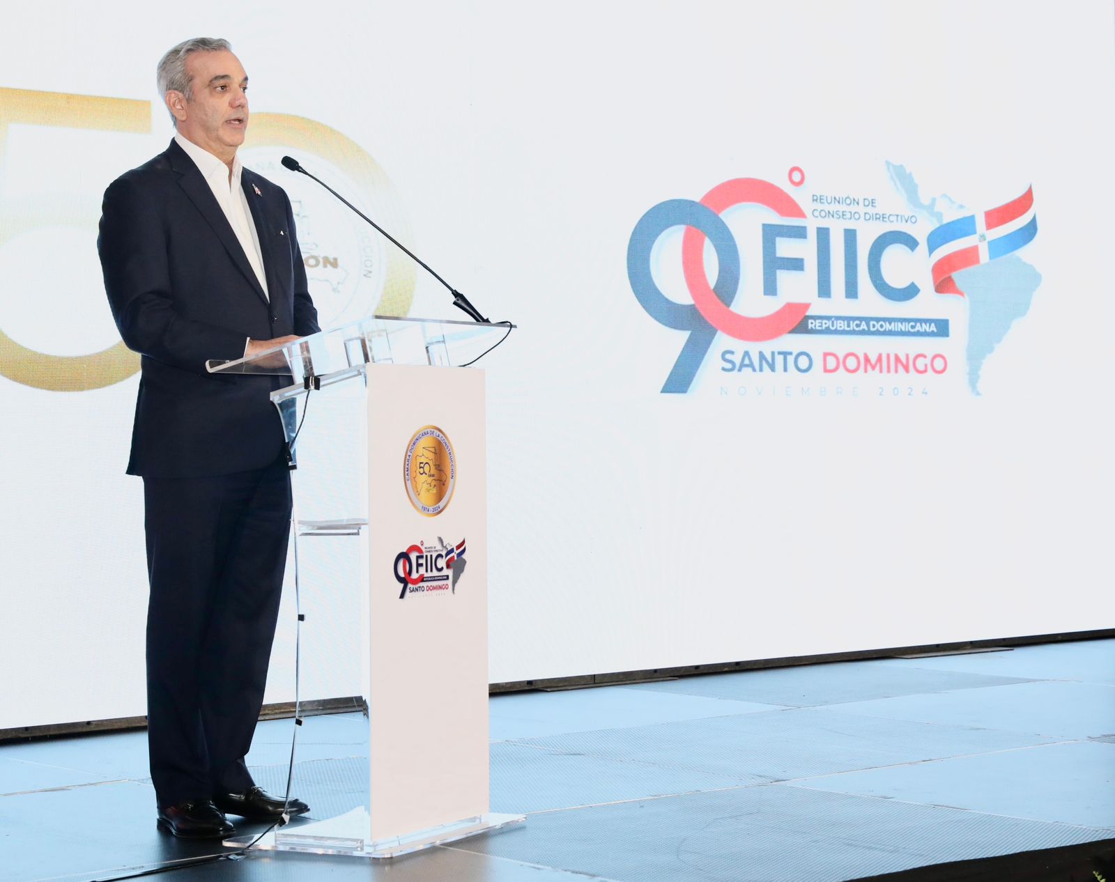 Presidente Abinader valora aportes del sector construcción al crecimiento y desarrollo económico del país