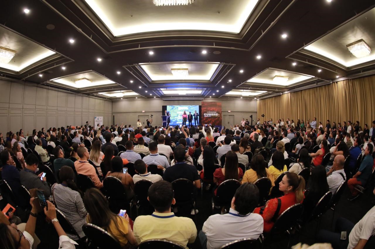 Comienza este jueves la Cumbre Mundial de Comunicación Política en Miami