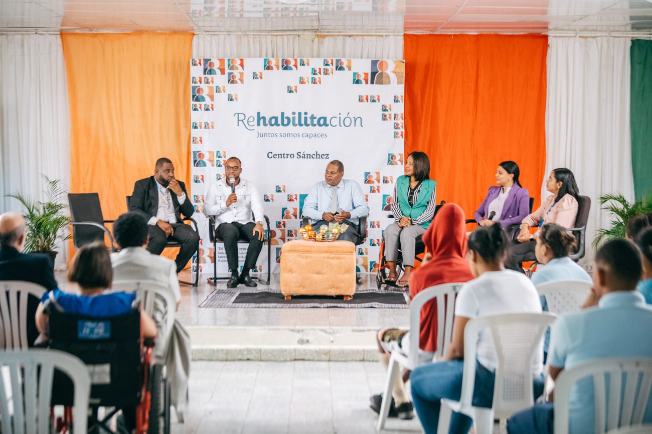 Rehabilitación Sánchez y ASODIFIMO realizan panel sobre Inserción Laboral