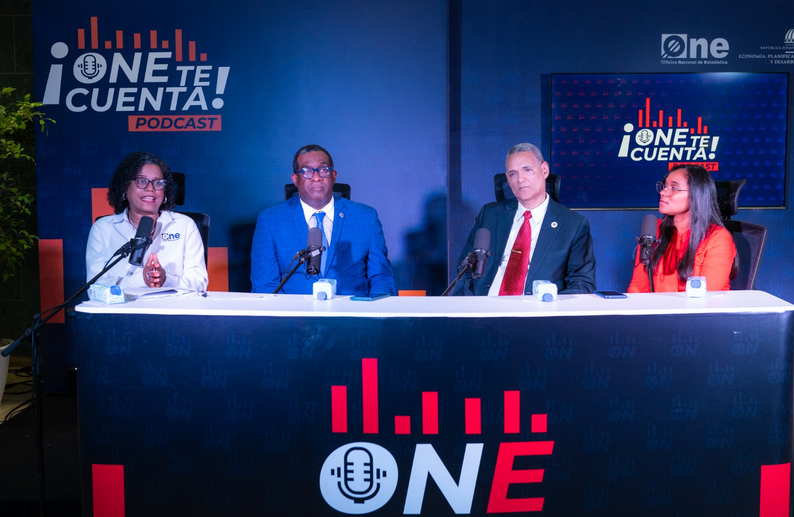 La ONE Realizó su Primera Feria Educativa «ONE te Cuenta» para Promover la Cultura Estadística en el país