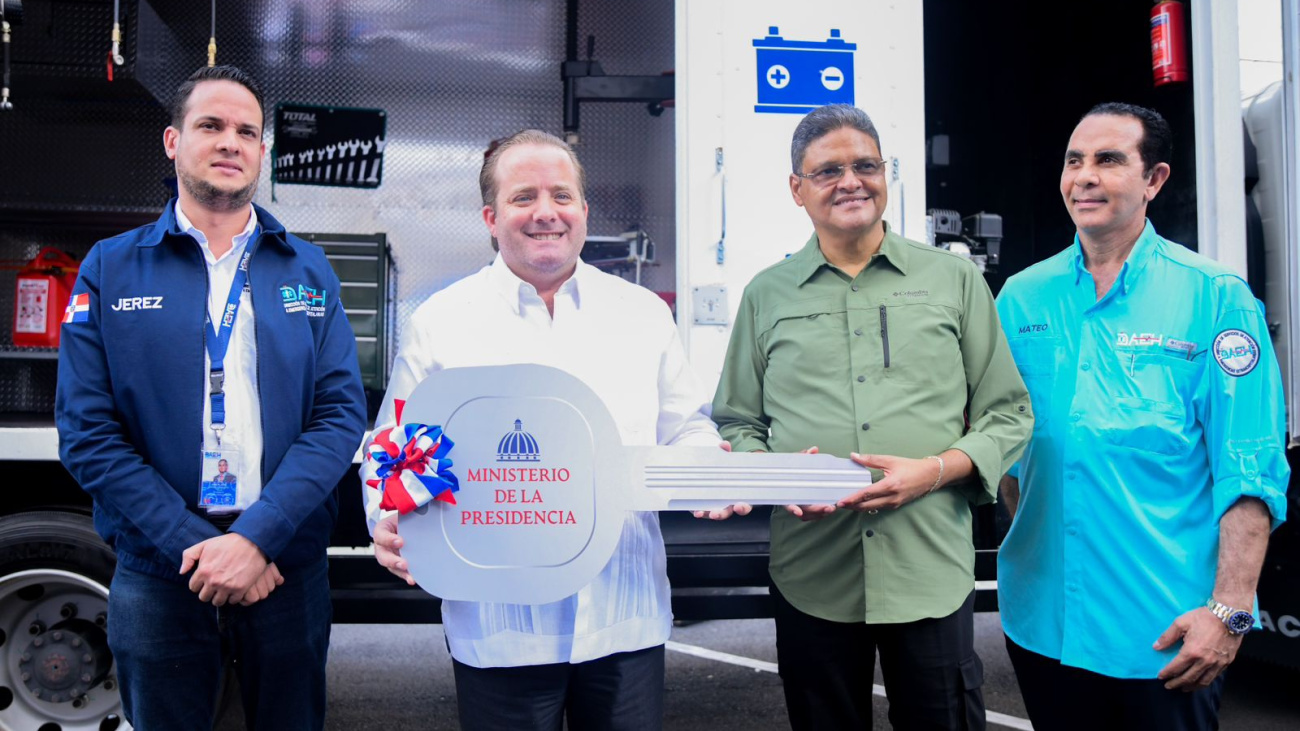 DAEH recibe cuatro nuevas camionetas para fortalecer las atenciones extrahospitalarias